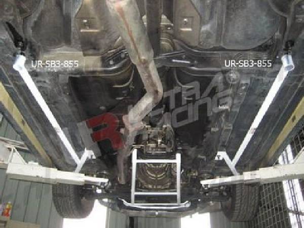 Nissan S14 95-99 UltraRacing  2x 3-Point Side/Floor Bars