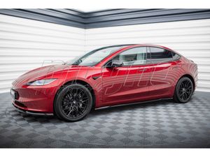 Hovedbilde Tesla Model 3 Master2 Side Skirt Extensions