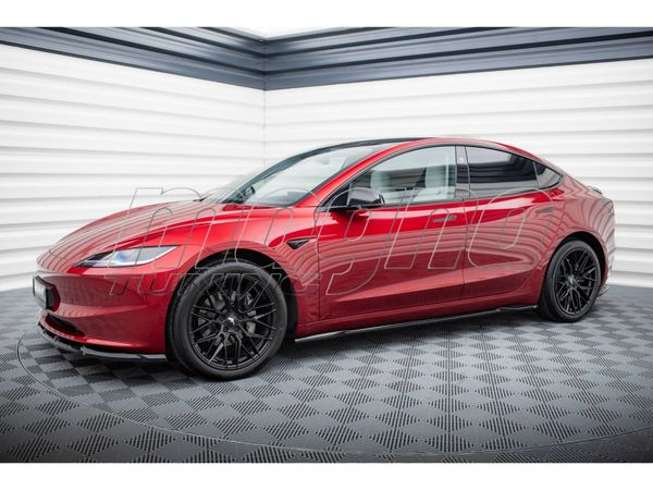 Tesla Model 3 Master2 Side Skirt Extensions